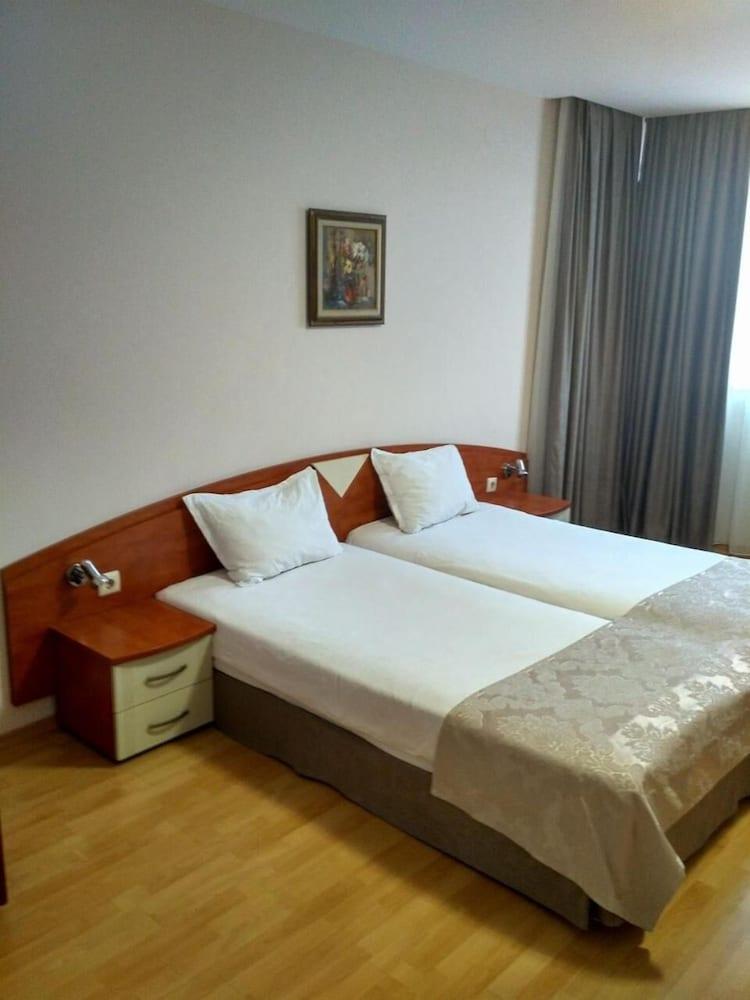 Philippopolis Hotel Plovdiv Ngoại thất bức ảnh